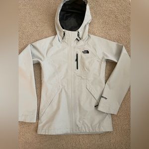 NORTHFACE GORETEX JACKET IN XSMALL